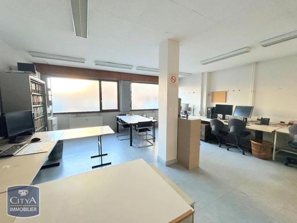 Local professionnel à vendre