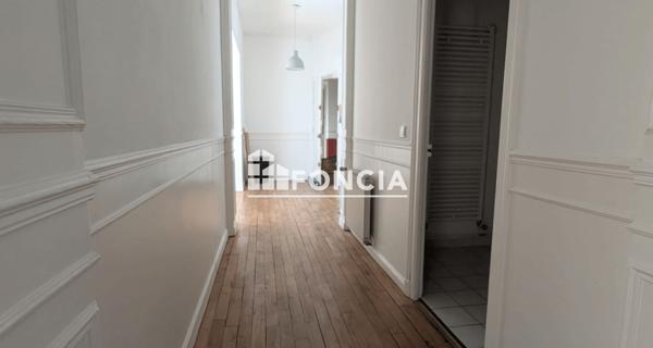 À vendre Appartement 4 pièces 108.8 m² - Reims 51100