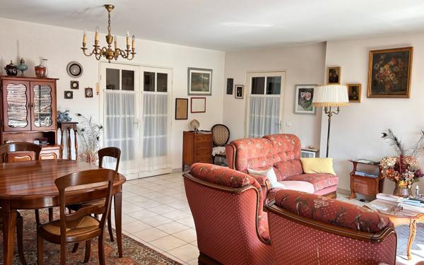 Appartement à vendre    3 pièces • 103,50 m2 Vaison-la-Romaine