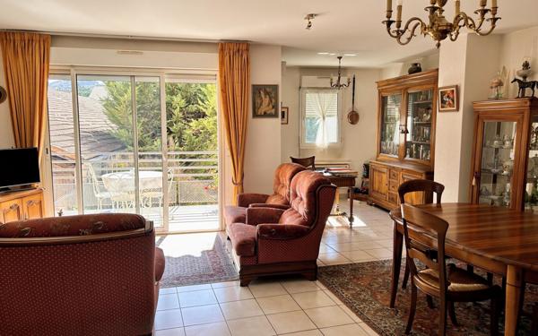 Appartement à vendre    3 pièces • 103,50 m2 Vaison-la-Romaine