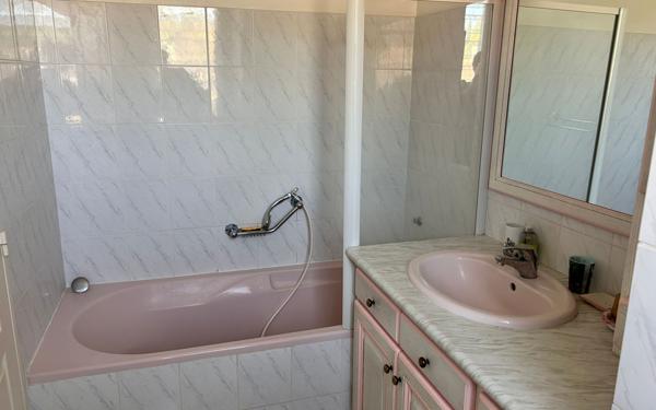 Appartement à vendre    3 pièces • 103,50 m2 Vaison-la-Romaine