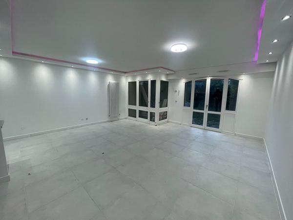 Appartement 5 pièces 97.66 m2