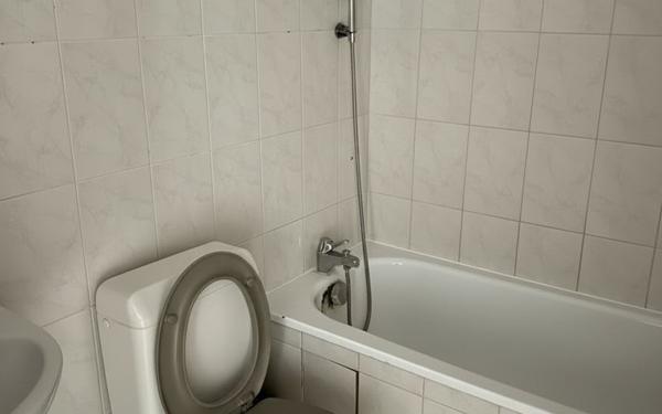 Appartement à vendre    1 pièce • 27 m2 Pantin