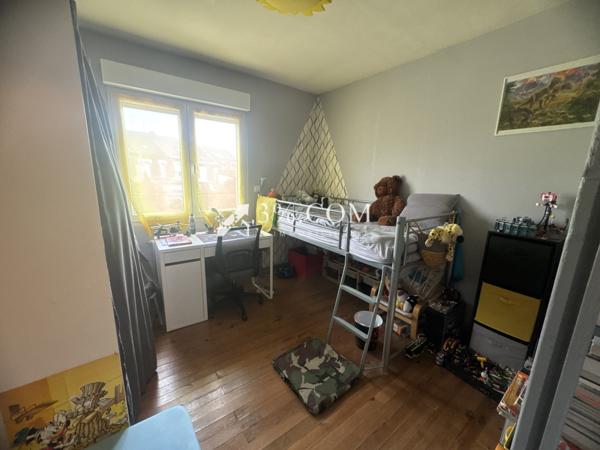 Maison 6 pièce(s) 4 chambre(s) 103 m²