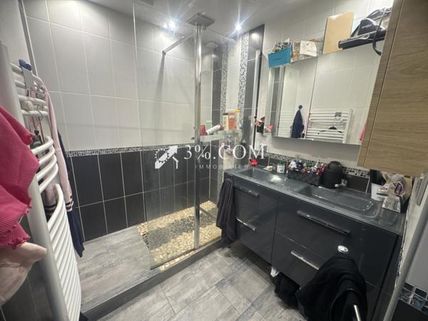 Maison 6 pièce(s) 4 chambre(s) 103 m²