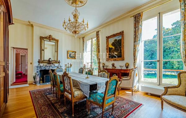 Magnifique château du XIXe siècle rénové, aux portes de Bordeaux
