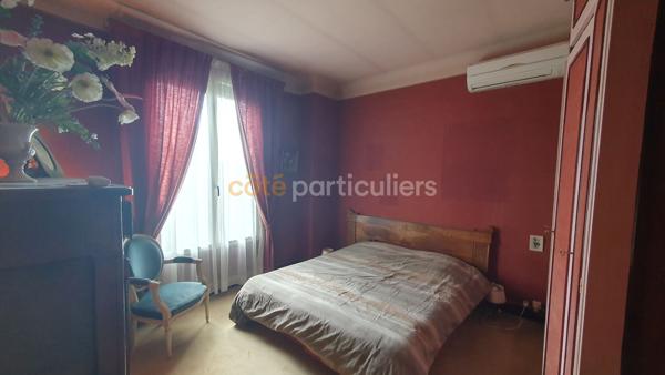 Vente
                Maison123 m² - 6 Pièces -
                    CHATILLON (92320)