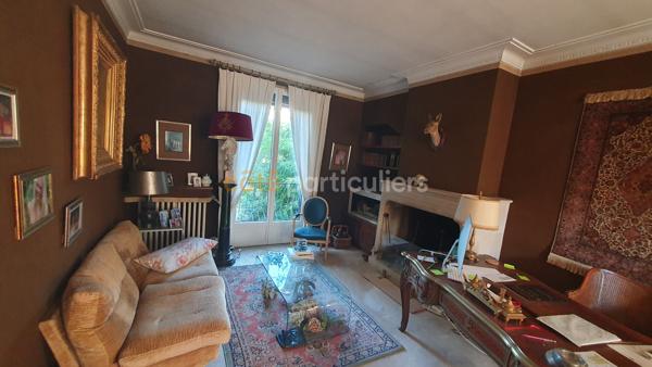 Vente
                Maison123 m² - 6 Pièces -
                    CHATILLON (92320)