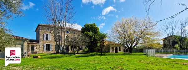 Superbe maison de maître 520 m2 - 8 chambres -  Dépendances - Piscine