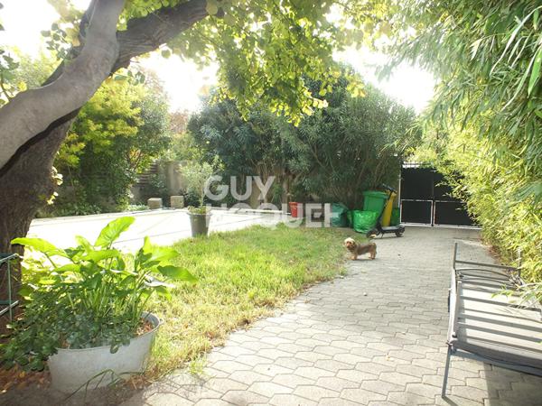 Charmante demeure 147 m² à vendre à Avignon Proche centre ville