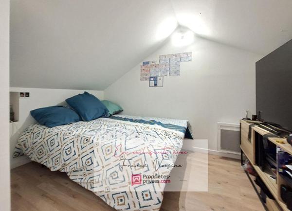 A VENDRE en Exclusivité à Pouzauges, Maison de centre-ville entièrement rénovée avec 1 chambre