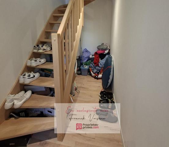 A VENDRE en Exclusivité à Pouzauges, Maison de centre-ville entièrement rénovée avec 1 chambre