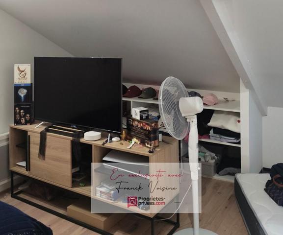 A VENDRE en Exclusivité à Pouzauges, Maison de centre-ville entièrement rénovée avec 1 chambre