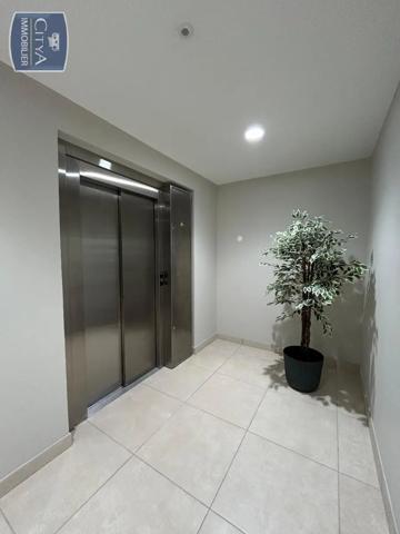 Appartement à vendre 3 pièces 104m²