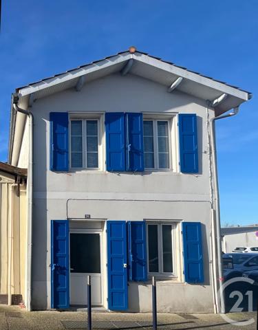 Appartement T3 à vendre  3 pièces - 57 m 2   GUJAN MESTRAS  - 33
