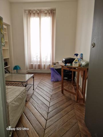 Location appartement Paris 10 - 1 pièce(s) - 12 m² - 780 €/mois
