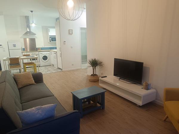 F2 Neuf et Meublé en Rez-de-Chaussée avec Terrasse Privative – Immeuble de Standing à Chevilly-Larue – Disponible  Loyer : 1 280 € CC