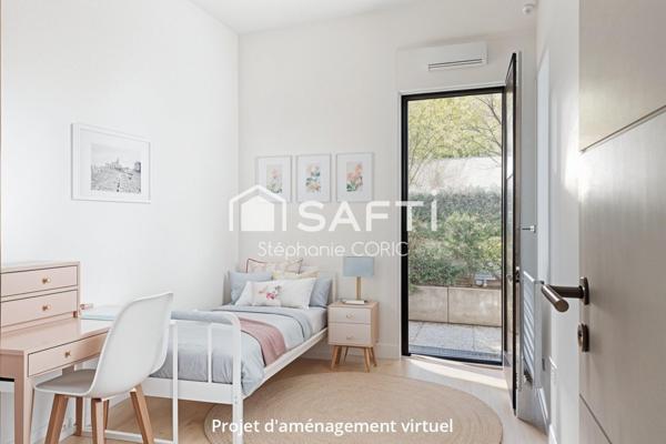 REZ DE JARDIN AVEC TERRASSE PRIVATIVE - CALME