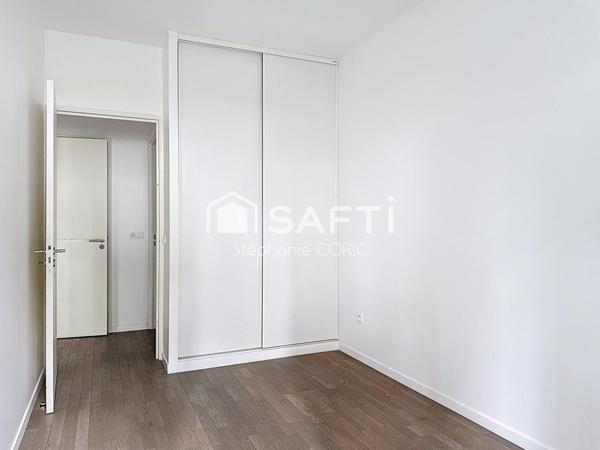 REZ DE JARDIN AVEC TERRASSE PRIVATIVE - CALME