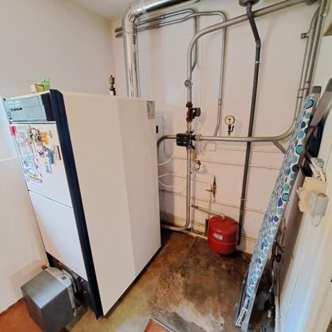 A VENDRE MAISON 4 CHAMBRES / JARDIN 1000 M² / 2 GARAGES