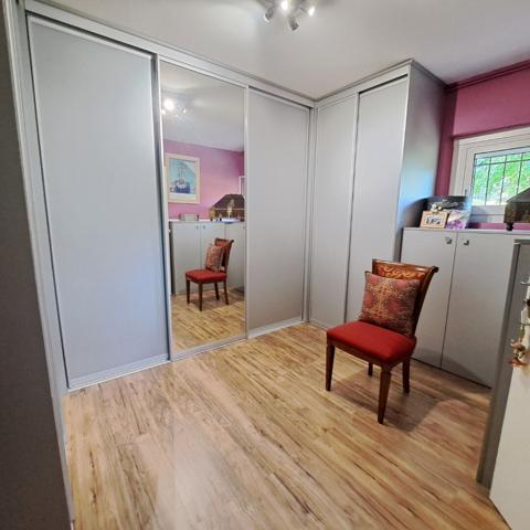 A VENDRE MAISON 4 CHAMBRES / JARDIN 1000 M² / 2 GARAGES