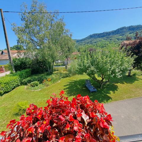 A VENDRE MAISON 4 CHAMBRES / JARDIN 1000 M² / 2 GARAGES