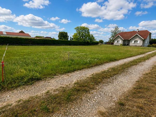 ROGGENHOUSE- Terrain viabilisé  905 m² avec belles dimensions