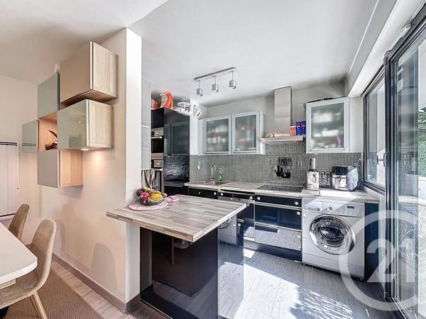 Appartement F3 à vendre  3 pièces - 81,64 m2 LE PERREUX SUR MARNE - 94