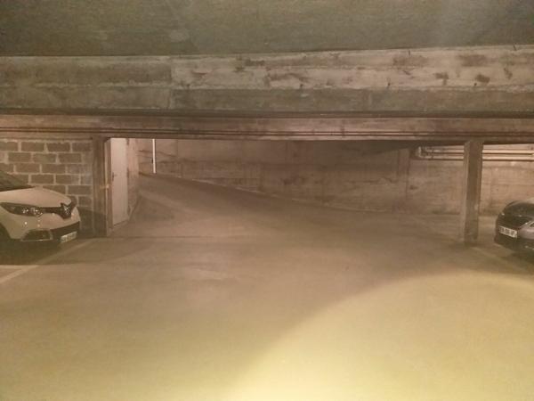 Stationnement à vendre    15 m2 Saint-Nazaire