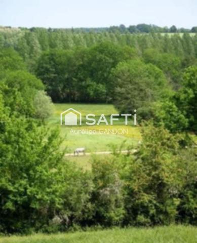 Maison avec 25HA de terrain et 40 box à chevaux