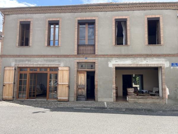 Maison à vendre |  Lavit |  5 pièces | 215 m²