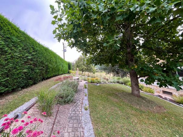 A Vendre : Maison de maçon avec vue panoramique - Hauteurs de Faverges