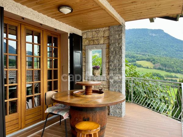 A Vendre : Maison de maçon avec vue panoramique - Hauteurs de Faverges