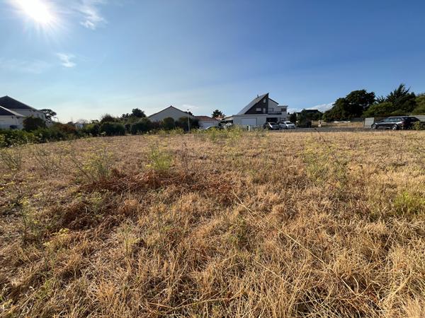 PORNICHET - TERRAIN CONSTRUCTIBLE 815 m² - PROCHE CENTRE & GARE - EMPLACEMENT RECHERCHÉ