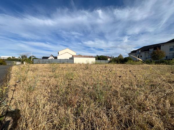 PORNICHET - TERRAIN CONSTRUCTIBLE 815 m² - PROCHE CENTRE & GARE - EMPLACEMENT RECHERCHÉ