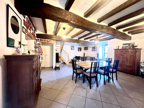 Maison Montfaucon Montigne 5 pièce(s) 124 m2