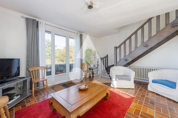 Maison 11 pièces 245 m2