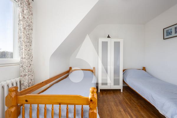 Maison 11 pièces 245 m2