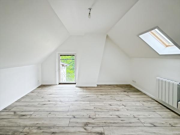 Appartement Charleval 4 pièce(s) 75.89 m2