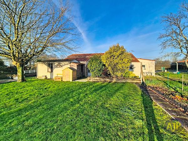 Vente maison Montaigu : 263 000 € - AJP Immobilier Montaigu
