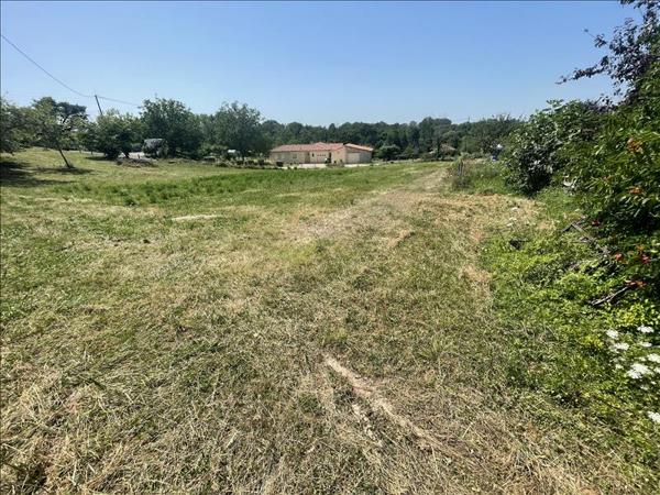 Terrain à vendre |  Saint-Jean-Lagineste |  2221 m²