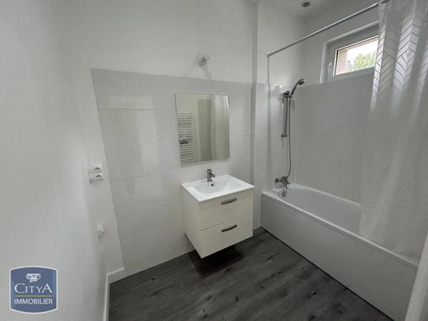 Maison à louer 4 pièces 82.5m²