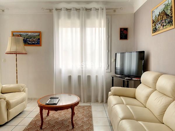 Appartement à vendre en viager à Saint Génis des Fontaines 4 pièce(s) 72 m2 , jardin et garage