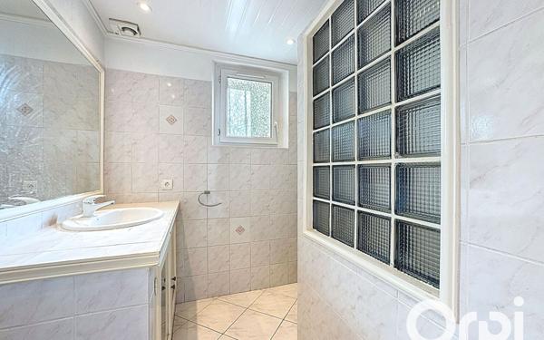 Appartement à vendre    3 pièces • 56,04 m2 Villeneuve-Loubet