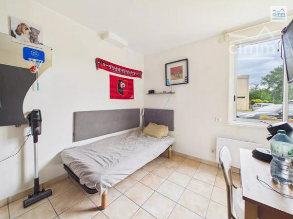 Cimm Immobilier Bréal-sous-Montfort vous présente à la vente ce studio loué et meublé de plus de 11m² au Rheu.