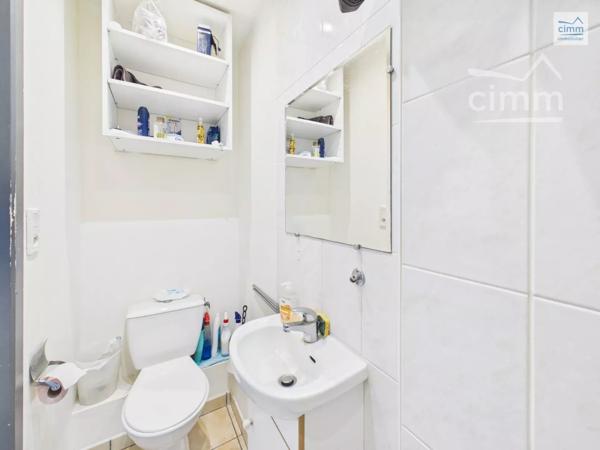 Cimm Immobilier Bréal-sous-Montfort vous présente à la vente ce studio loué et meublé de plus de 11m² au Rheu.