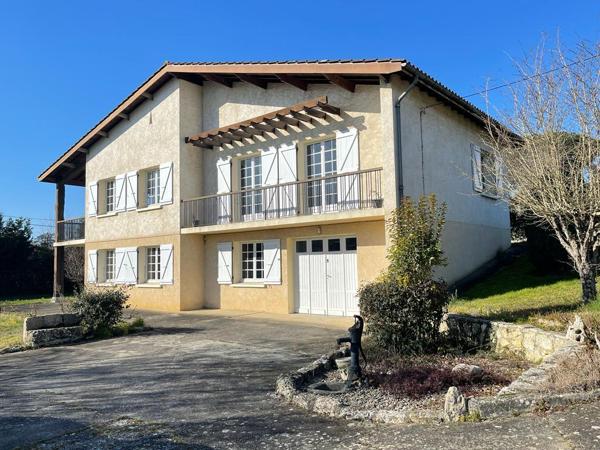 Maison de type T5avec grand garage - proche d'Auch, Hôpital