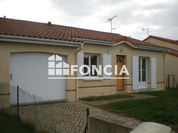 Location Maison 4 pièces 88 m² - 17 AVENUE DU BOIS D OUIN Cholet 49300
