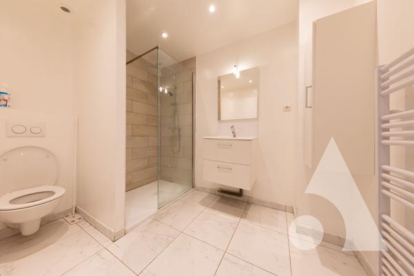 Appartement 6 pièces 105.23 m2