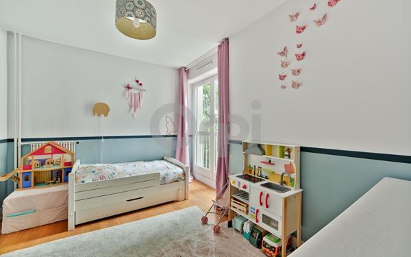 Appartement à vendre    5 pièces • 97,21 m2 Le Plessis-Robinson